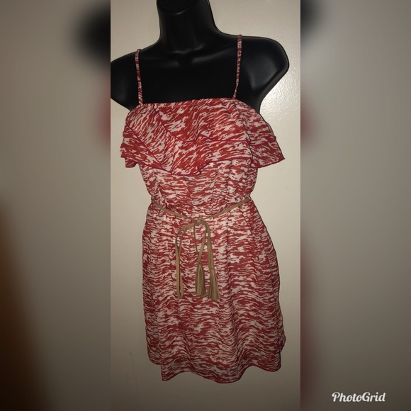 Dresses & Skirts - 🆕 Deep Red and White Dress